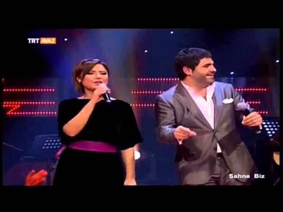 Ender Balkır ve Özgür Eren - Esmerim Biçim Biçim - Sahne Biz - TRT Avaz
