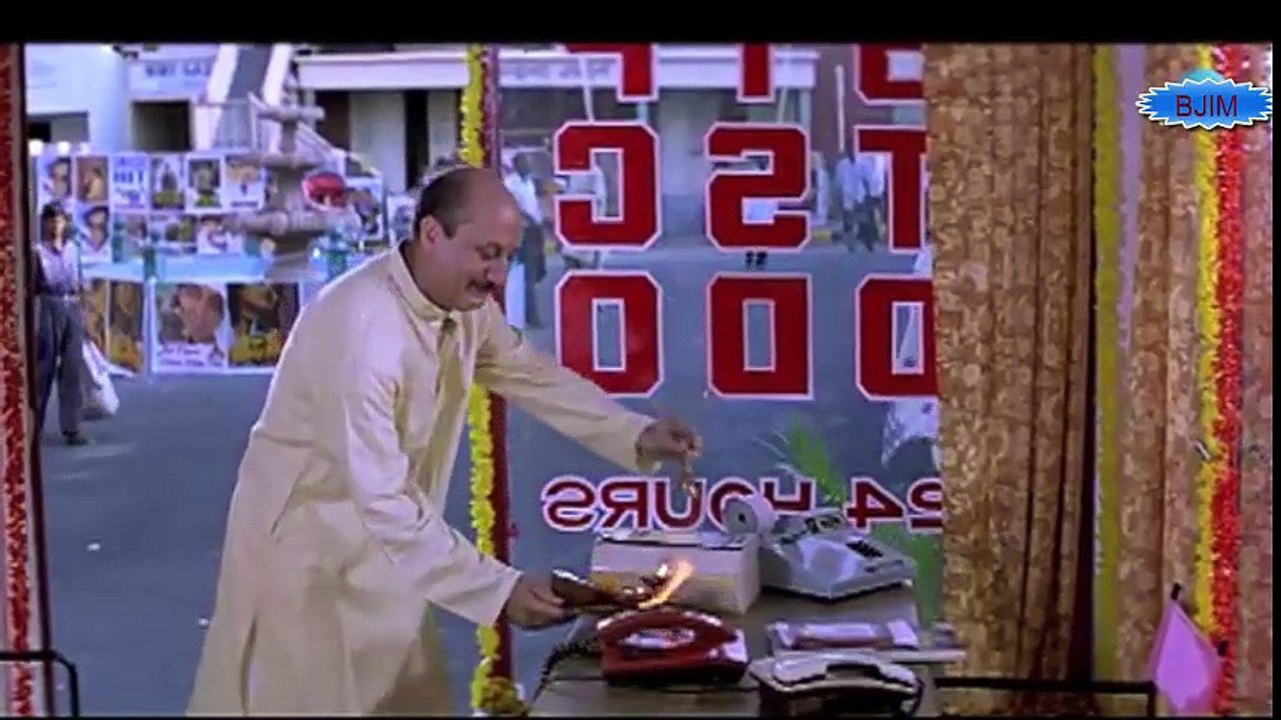 Anupam Kher and Kader khan comdey seen part 3