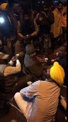 ਪੰਜਾਬ ਦੇ ਹੀਰੇ ਵਰਗੇ ਨੌਜਵਾਨਾਂ ਦੀਆਂ ਰਾਤਾਂ ਿਬਜਲੀ ਦੇ ਟਾਵਰ ਉੱਤੇ,ਸੁਖਬੀਰ ਹੀਟਰ ਲਾਕੇ ਆਲੀਸ਼ਾਨ ਮਹਿਲਾਂ ਚ  !