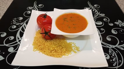 Tomato Macaroni Soup ٹومیٹو میکرونی سوپ  / Cook With Saima