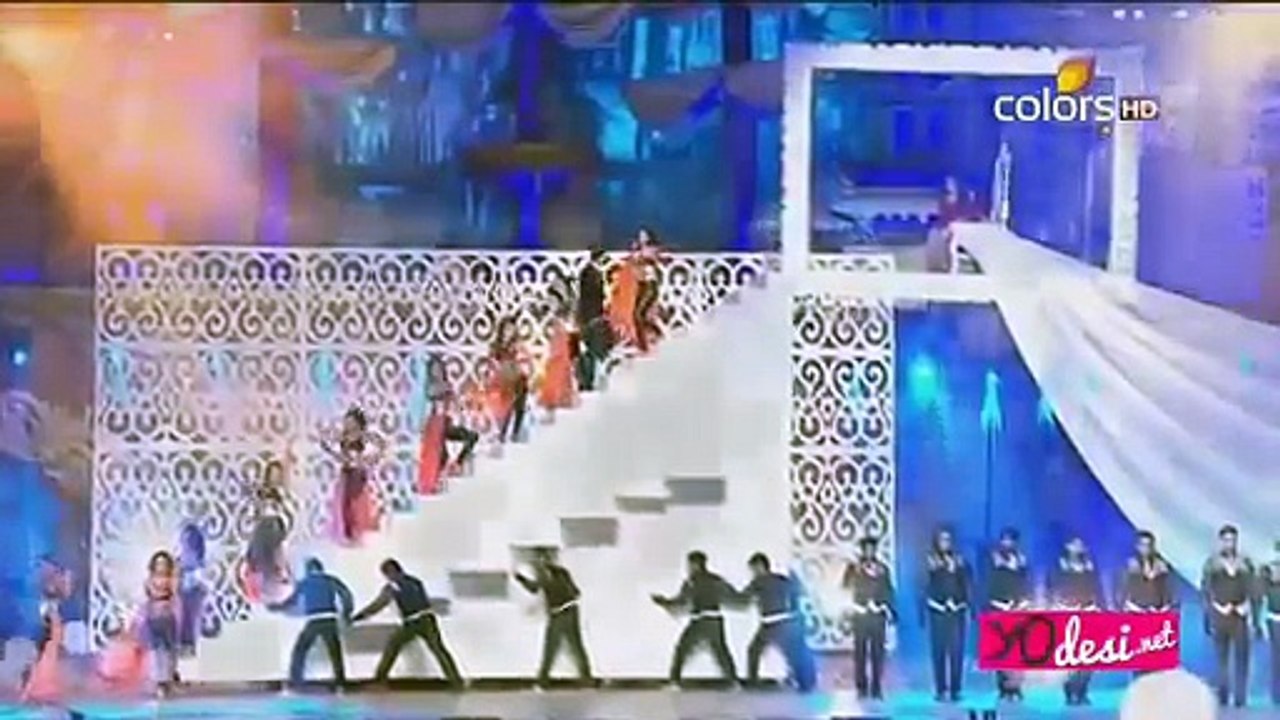 Shahrukh Khan & Kajol-1 song dilwale 2016 - Downloaded from youpak.com