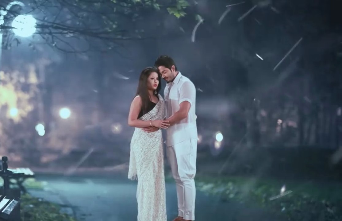 Xopunat | Achurjya | Borpatra | Nilakshi Neog | Utpal Das | Pompi  Assames Video Song 2016