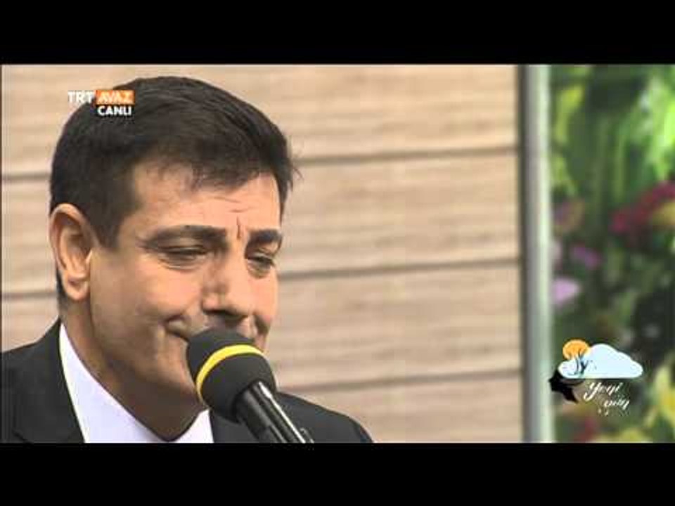 Bağımlılık / Örgü Bebek Yapımı / Ali İbicek ve Mahir Tokdemir - Yenigün - TRT Avaz