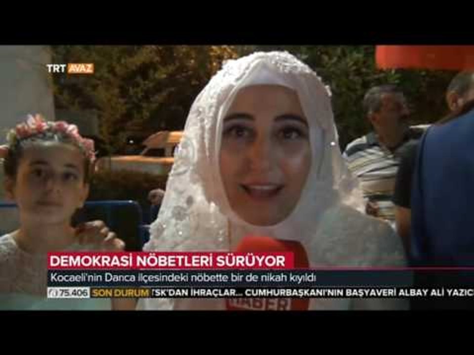 Demokrasi Nöbetinde Nikah Kıyıldı - Kocaeli / Darıca - TRT Avaz