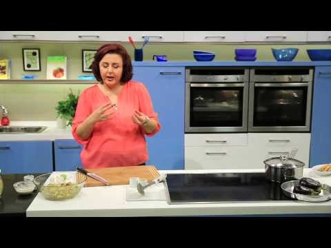 سلطة الباذنجان - الحريرة | عيش وملح حلقة كاملة