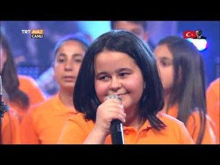 Video herunterladen: Sensiz Yaşayabilmirem - Ceyda Yıldırım - Türkülerle Anadolu Havası - TRT Avaz