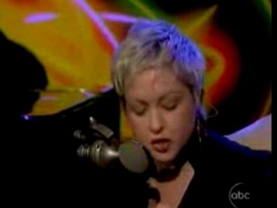 CYNDI LAUPER TRUE COLORS