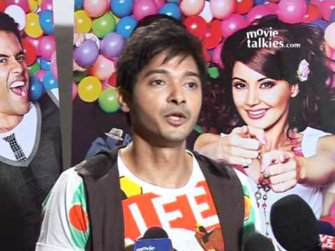 Shreyas Talpade speaks on Anna Hazare