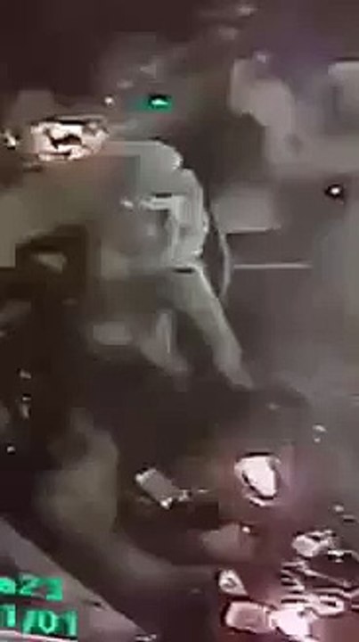 İstanbul’daki gece kulübü Reina'ya silahlı saldırı anı