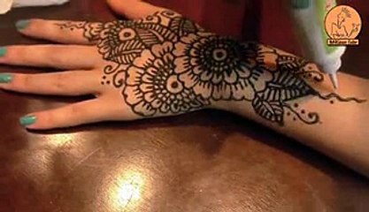 Easy Stylish Mehndi designs for hands_How To Do Arabic Henna Designs