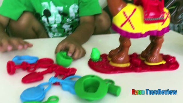 Family Fun Game Night Buckaroo Elefun & Friends toys for kids Egg surprise toy Ryan ToysReview