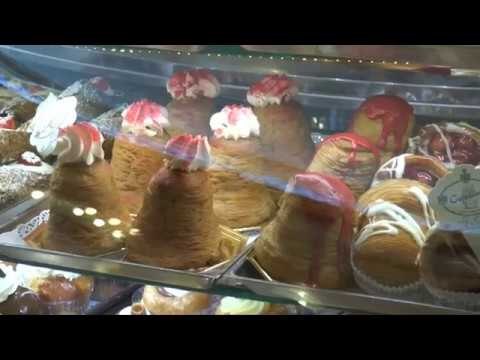 Napoli - Il cenone di Capodanno 2016 dei napoletani (31.12.16)