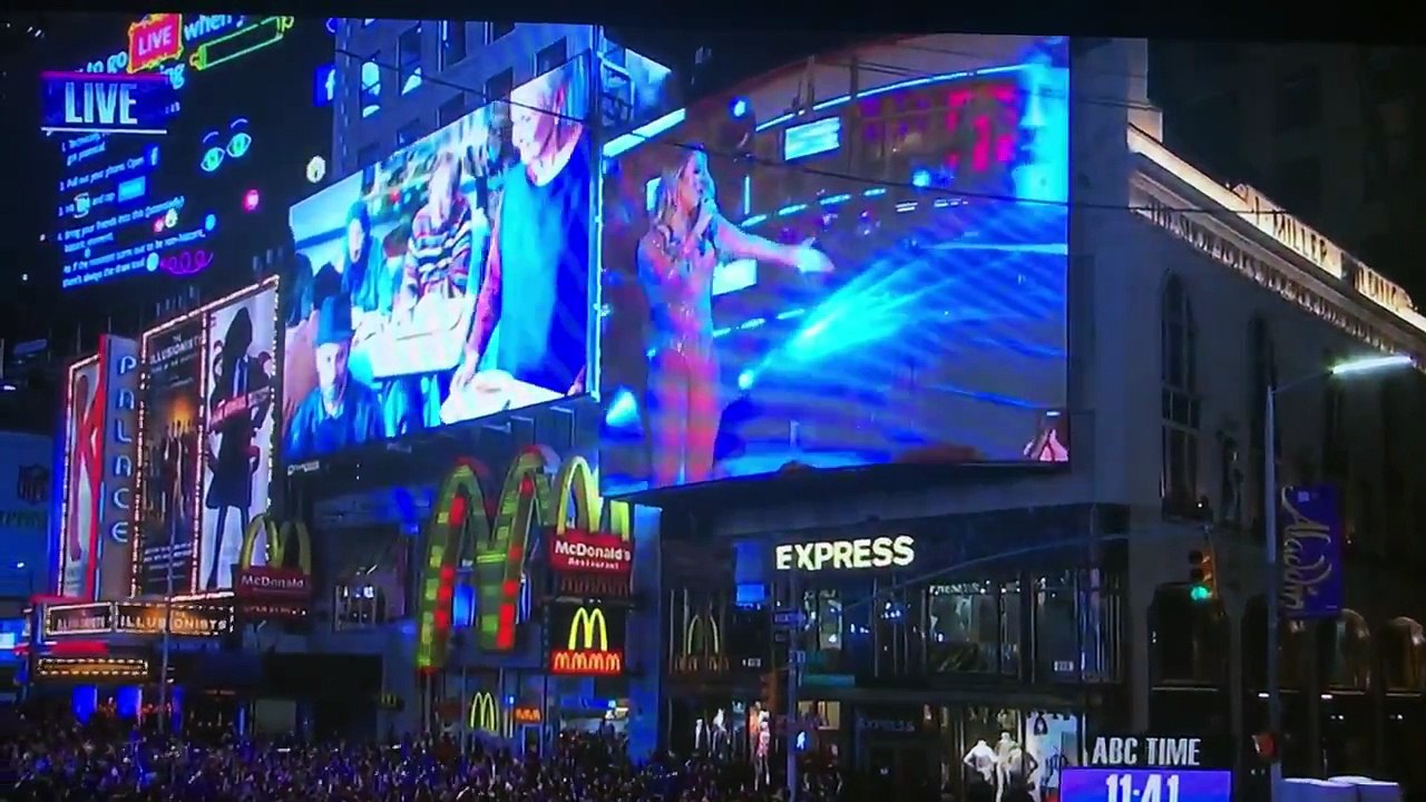 Mariah Carey NYE performance mess!