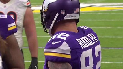 Sam Bradford finds Kyle Rudolph for 22-yard TD