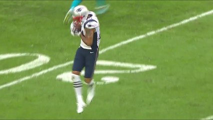Tom Brady hits Michael Floyd for first down