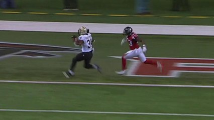 Tim Hightower runs for 2-yard TD