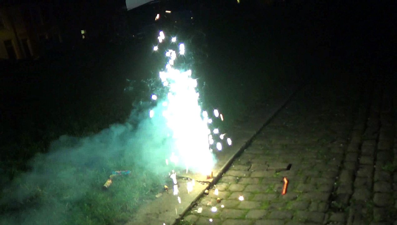 TNT LOL Fireworks Selection Box