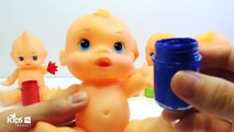 Learn colors for children with Baby Doll Body Painting Finger Family Colors Nursery Rhymes