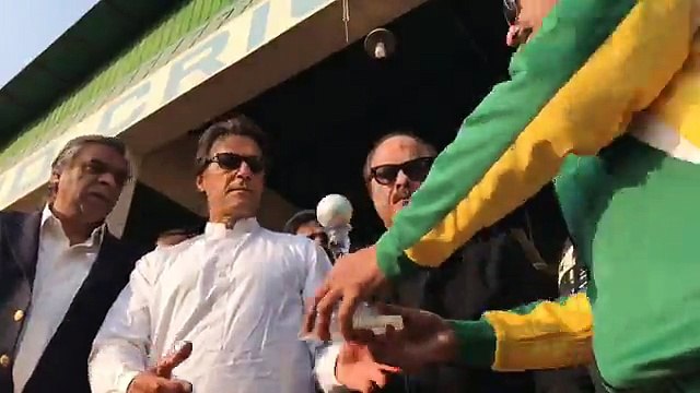 Imran Khan Addressing the Players at T20 Cricket Grand Finale