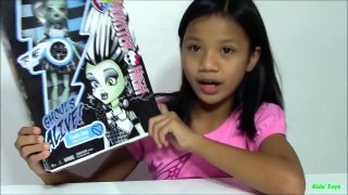 Monster High Ghoul's Alive Frankie Stein - Monster High Doll Collection