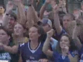 Kelly Clarkson: 'Never Again' [LIVE NFL KICKOFF]