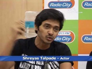 Download Video: Shreyas: 'I slapped Om Puri, Deepak beat him up!'