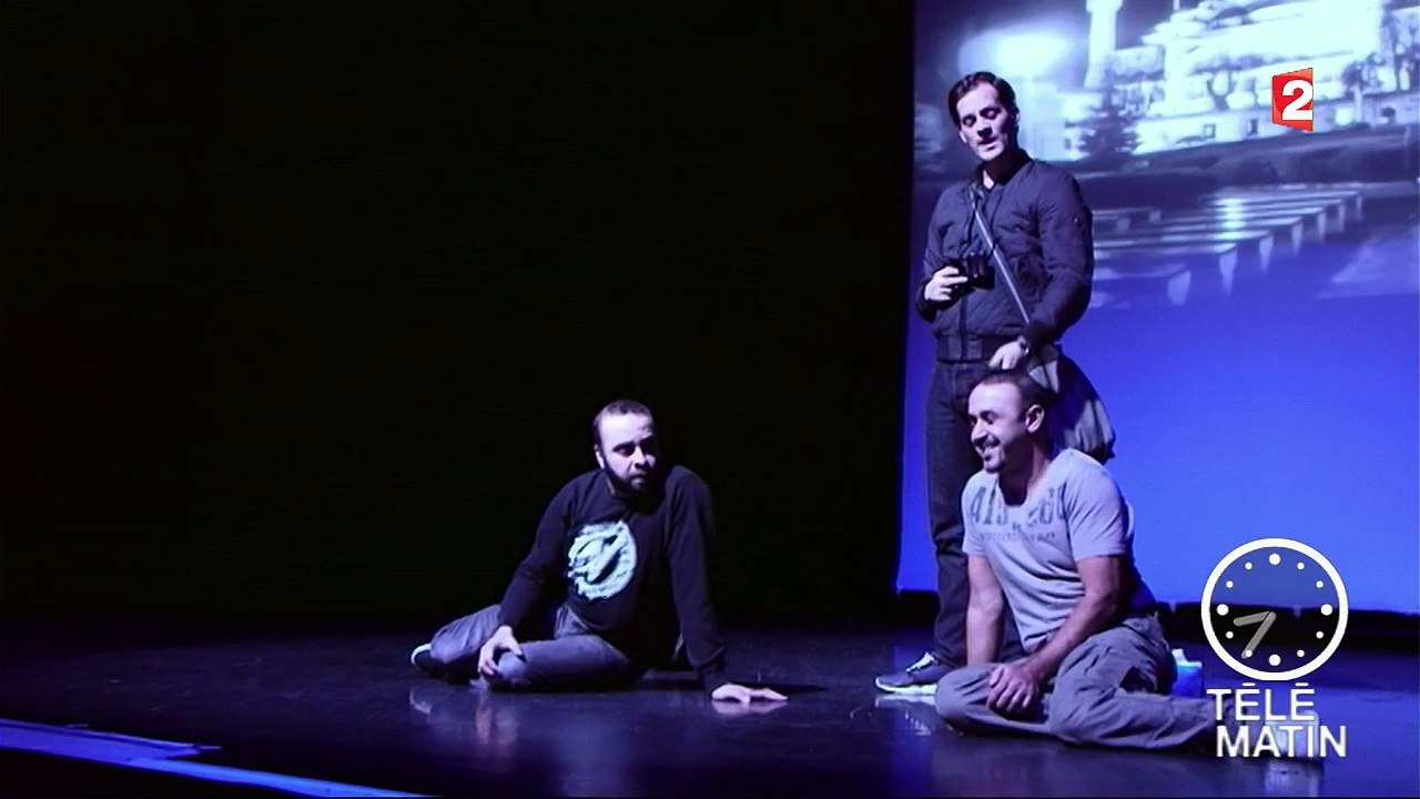 Échos - Insolites : du théâtre contre la radicalisation des jeunes…