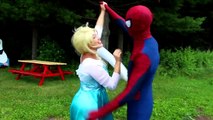 Frozen Elsa & Spiderman vs Genie! w_ Pink Spidergirl, Joker, Maleficent, Princess Anna & Giant Candy-Y0ZwNeU