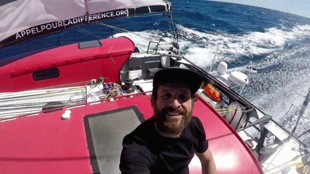 J57 : Eric Bellion vous souhaite la bonne année / Vendée Globe
