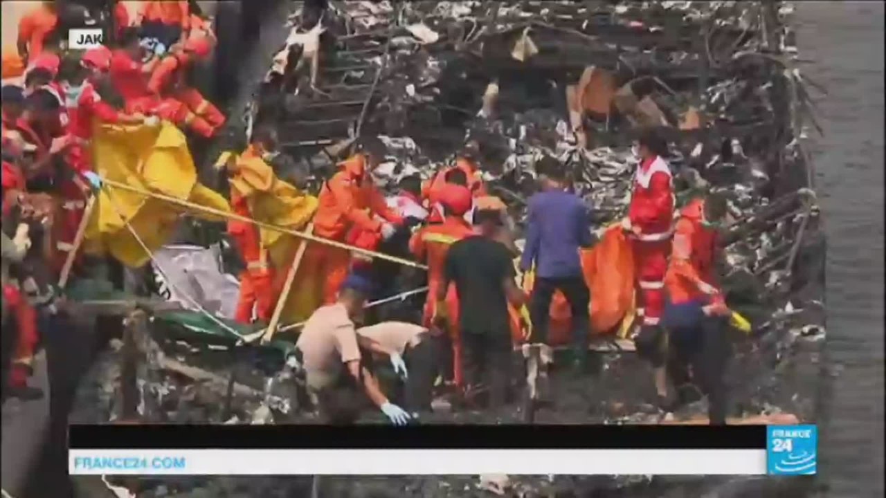 Indonésie : au moins 23 morts dans l'incendie d'un bateau