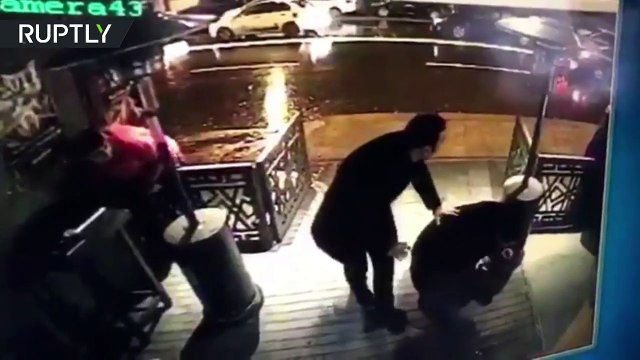 Istanbul nightclub gunman shooting at people caught on CCTV (GRAPHIC)