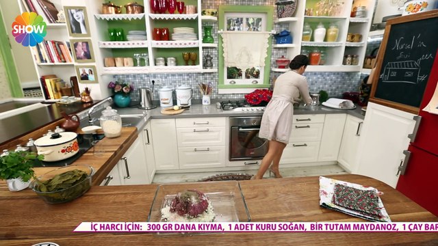 Etli Yaprak Sarması Tarifi