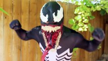 Spiderman Vs Venom - Real Life Superhero Battle _ Trampoline Fight-Oi