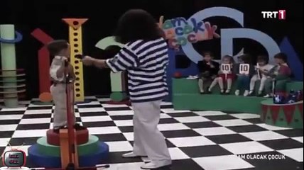 adam olacak çocuk (siyahlı ile evlencem)