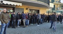 Gricignano (CE) - Lunghe code per acquistare i biglietti della partita Napoli - Real Madrid (02.01.17)