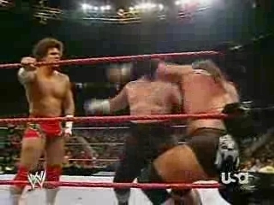 WWE Raw Triple H VS Umaga VS Carlito