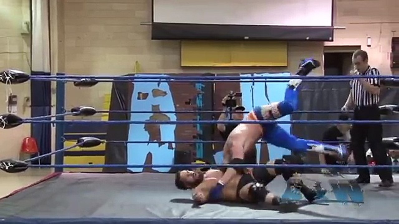 Tyson Dux VS. Brian Myers (Curt Hawkins) - Absolute Intense Wrestling