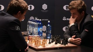 Norwegian Carlsen wins third World Chess Championship-rzHZk7GyRIg