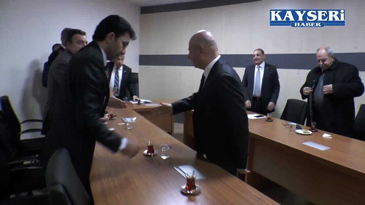 KOCASİNAN BELEDİYESİ OCAK AYI MECLİS TOPLANTISINDA ÖRNEK BİRLİKTELİK SERGİLEDİ