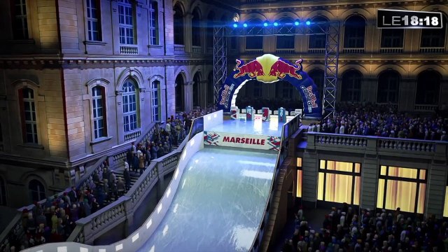 Le 18:18 - Marseille : comment le Vieux-Port se transforme en monumentale piste de glace