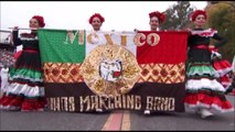 Buhos Marching Band de Mexico en Parada de las Rosas 2017
