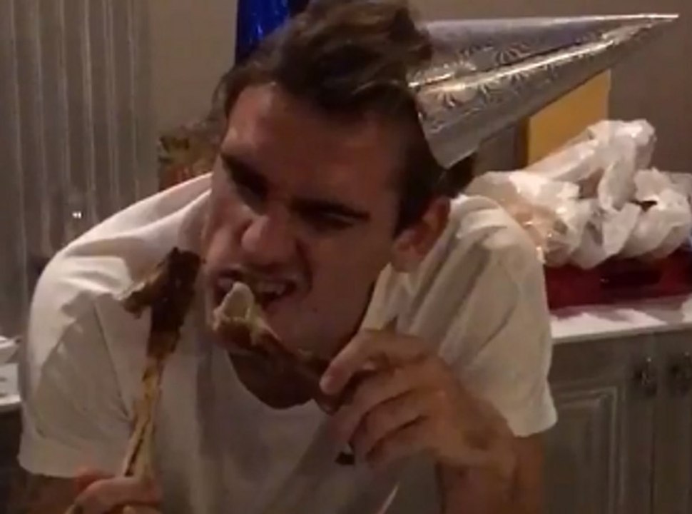 Le mannequin challenge complètement raté d'Antoine Griezmann