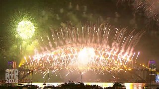 Welcome to 2017! See the best of Sydney New Year’s Eve Fireworks