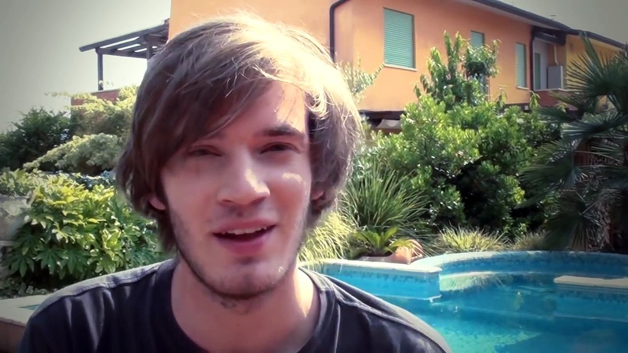 PEWDIEPIE LIVE ON STAGE! - (Fridays With PewDiePie - Part 32)