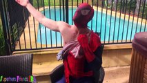 Frozen Baby vs Spiderman w/ Pink Spidergirl Maleficent & Joker Hulk Candy Real Life Superhero Movie