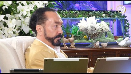 Münafığın vücut kontrolünün şeytanın elinde olduğu vücut tepkilerinden rahatça anlaşılılr.