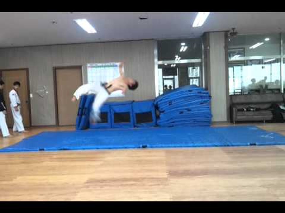 K- Tigers Corkscrew X 5