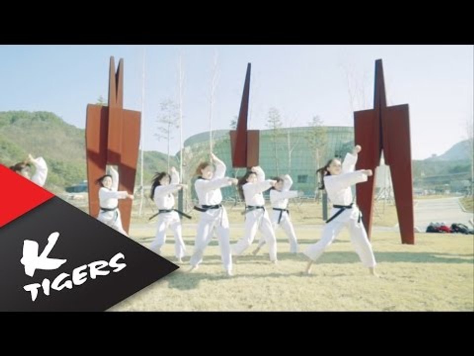 Rainbow - Whoo 태권도 ver.