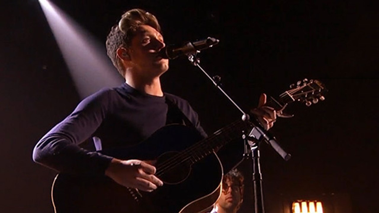 Niall Horan ‘This Town’ Performance At ‘Dick Clark’s New Year’s Rockin Eve’