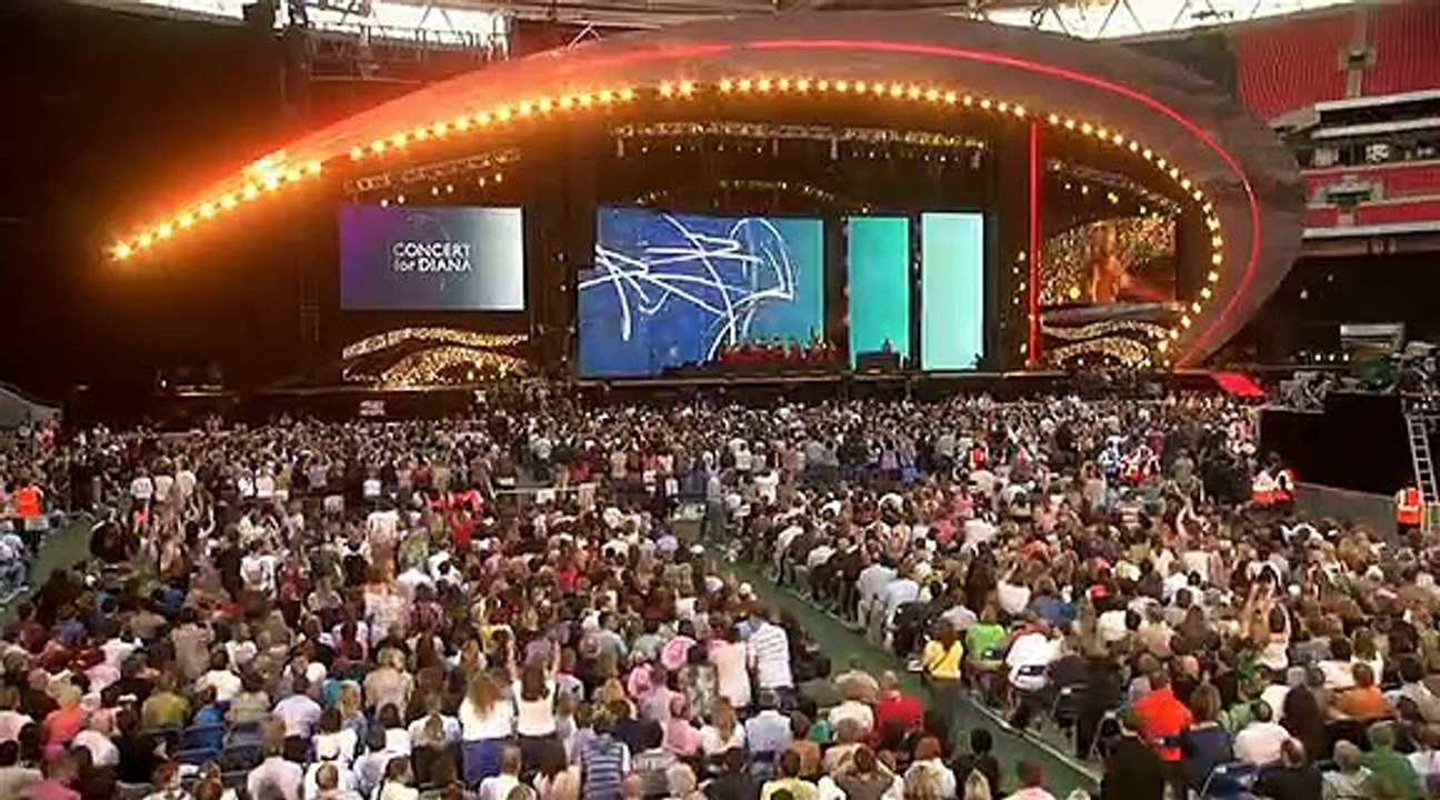 Kanye West - Concert For Diana Performance (2007)